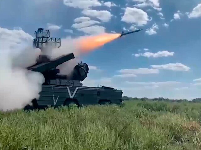 Силы ПВО сбили крылатую ракету в восточной части Крыма