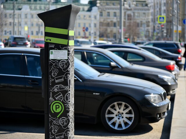 Почти 80 паркоматов переставят в более востребованные места Москвы