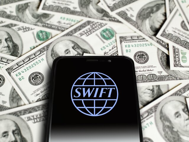Силуанов сообщил о планах обсудить создание альтернативы SWIFT в рамках БРИКС