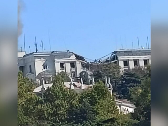 Военный пропал без вести при атаке на штаб ЧФ в Севастополе – МО РФ