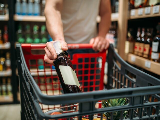 В Госдуму внесли законопроект о продаже алкогольной продукции только в спецмагазинах