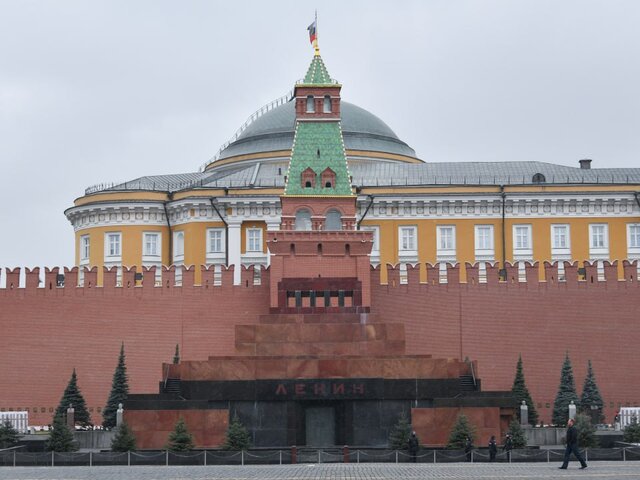 Мужчину с коктейлем Молотова задержали у мавзолея Ленина в Москве – СМИ