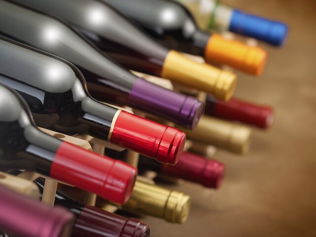 Больше не наливать: как пошлины на вино из недружественных стран повлияют на цены
