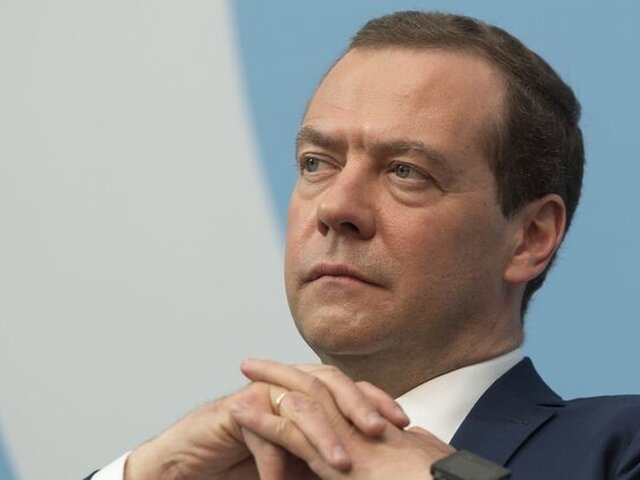 Медведев посмеялся над слушаниями про НЛО в Конгрессе США и назвал их паранойей
