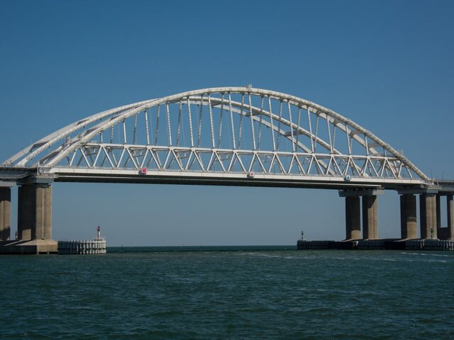 Движение автотранспорта по Крымскому мосту возобновили в сторону Кубани