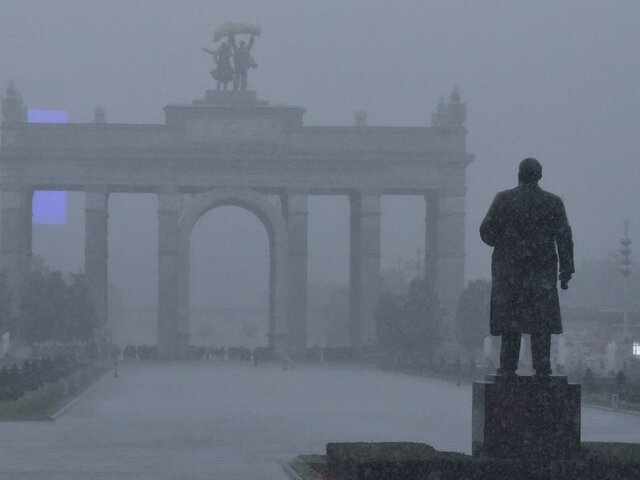 В Москве объявлен оранжевый уровень погодной опасности из-за ливней