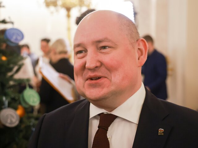 Развожаев заявил, что уволит чиновника, организовавшего закупку иномарки на 12 млн руб