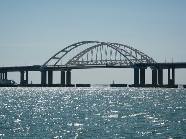 Очередь на Крымский мост со стороны полуострова превысила 700 автомобилей