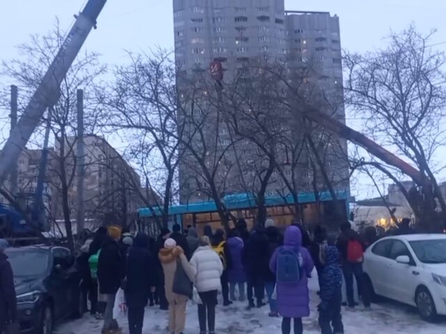Уголовное дело завели по факту выезда автобуса на тротуар в Петербурге, водитель задержан
