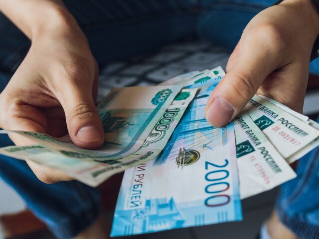 Власти выделят свыше 2 млрд рублей из бюджета на повышение стипендий в РФ