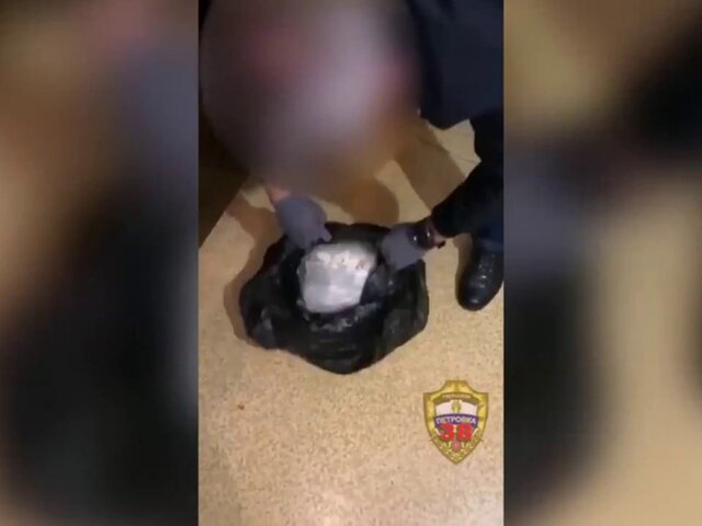 Полицейские изъяли более 2 кг наркотиков у сотрудниц салона красоты на юго-востоке столицы