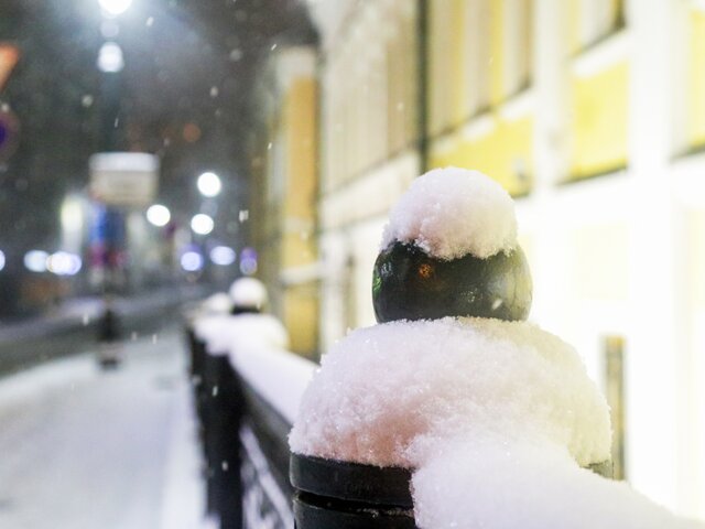 Москвичей предупредили о сильном снеге до утра 10 января