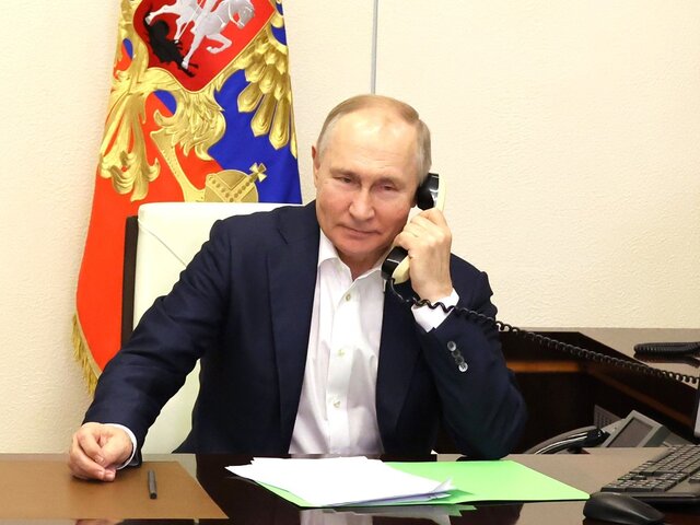 Путин поговорил с девочкой, посетившей Байкал благодаря 