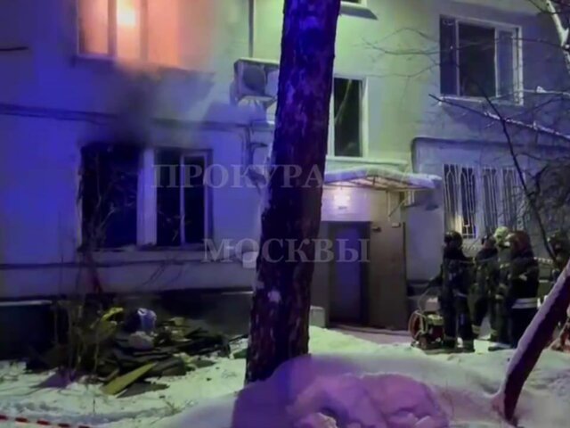 СК возбудил дело после гибели четырех человек при пожаре на северо-востоке Москвы