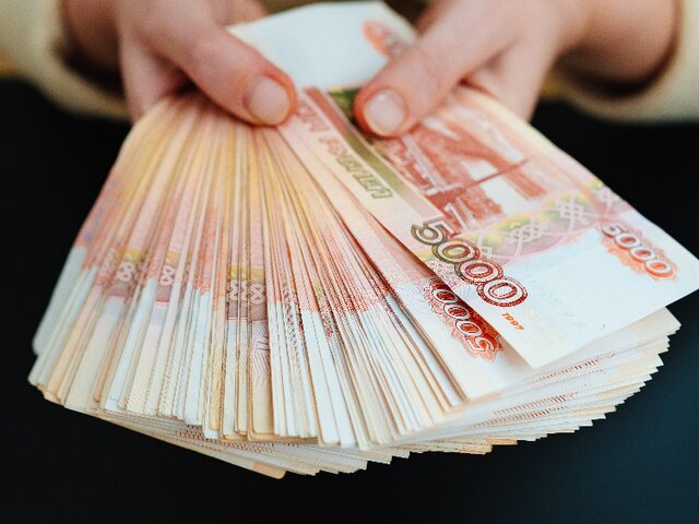 Росстат зафиксировал рост доли россиян с доходами выше 100 тысяч рублей