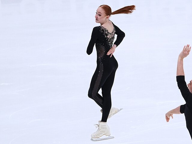 Полет и лед: юные фигуристы шокировали зрителей на чемпионате России по прыжкам