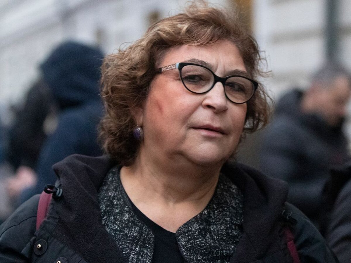 Альбуць інтэр ер. Альбуць інтэр ер. Альбуць інтэр ер. Альбац в молодости. Альбуць інтэр ер.