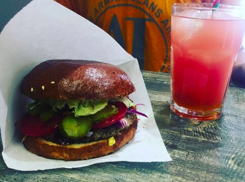 самые необычные бургеры в москве. Смотреть фото самые необычные бургеры в москве. Смотреть картинку самые необычные бургеры в москве. Картинка про самые необычные бургеры в москве. Фото самые необычные бургеры в москве самые необычные бургеры в москве. Смотреть фото самые необычные бургеры в москве. Смотреть картинку самые необычные бургеры в москве. Картинка про самые необычные бургеры в москве. Фото самые необычные бургеры в москве