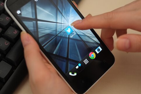 nBkSUhL2jFcum863PqzJrMCqzJ3w можно ли при онкологии красить волосы краской