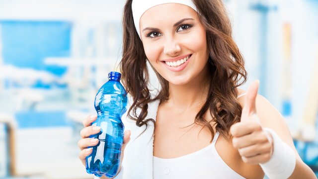 Можно ли пить воду во время тренировок советы специалистов