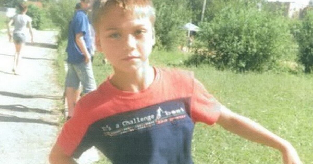 Мальчишки дрочунишки. Мальчика 13 лет дорчить. Рустам мальчик 12 лет. Парень 14 лет Антон. 15 Летний парень онанирует